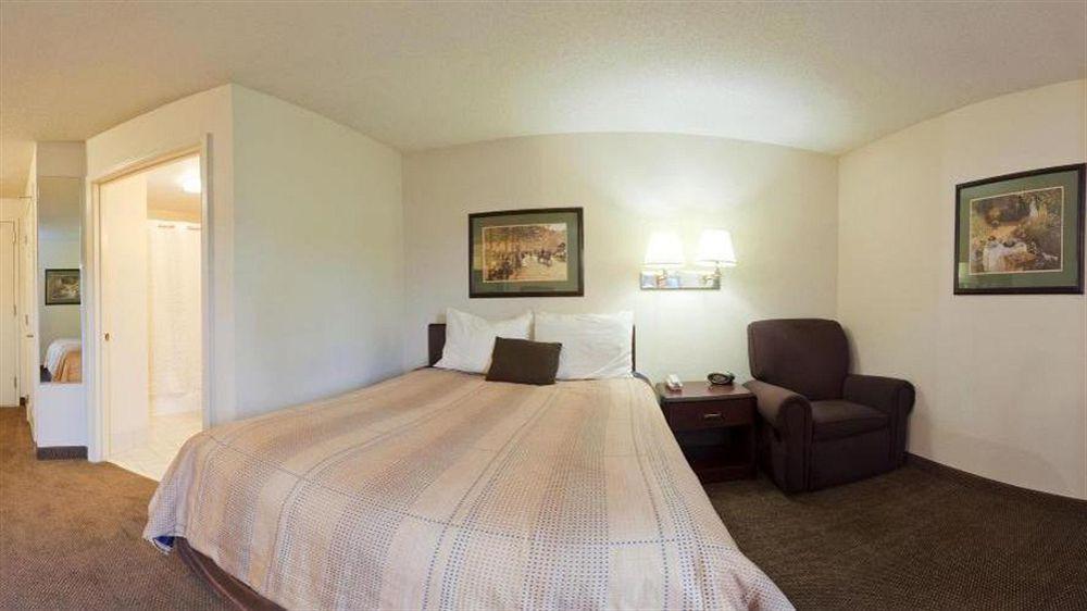Candlewood Suites Washington-Fairfax By Ihg Exterior foto