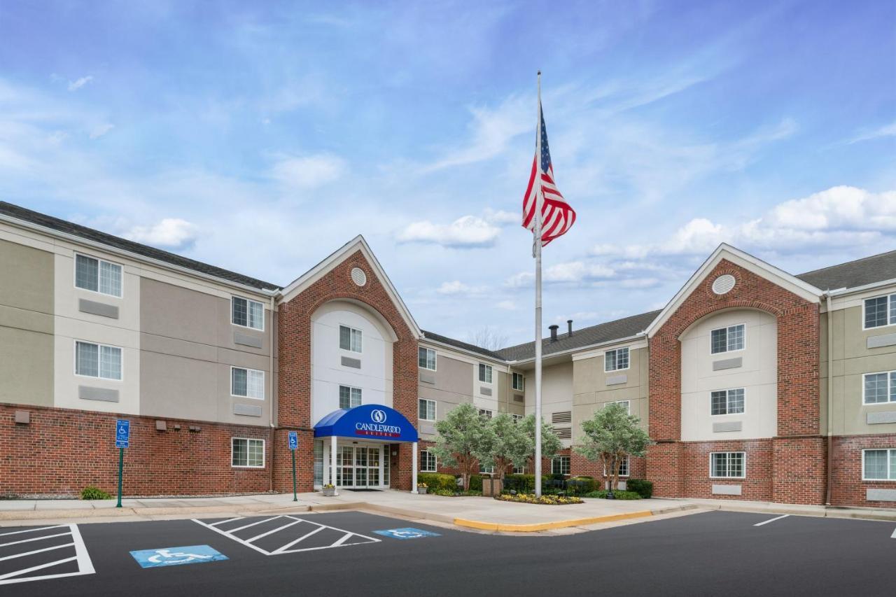 Candlewood Suites Washington-Fairfax By Ihg Exterior foto